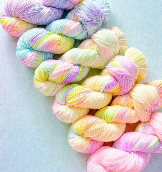Holographic Unicorns - Single Skeins